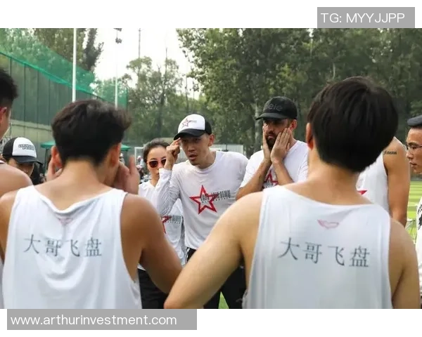 深圳飞盘队如何通过战术创新实现进攻模式的全面升级与突破