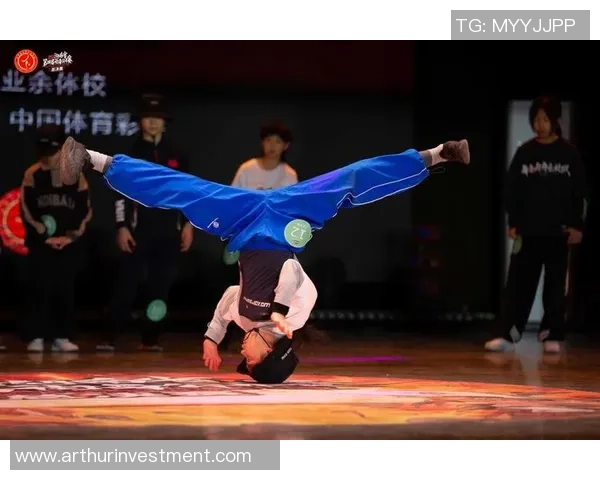 全国街舞大赛点评:上海街舞队默契配合展现团队精神与舞技魅力 全国街舞大赛点评:上海街舞队默契配合展现团队精神与舞技魅力