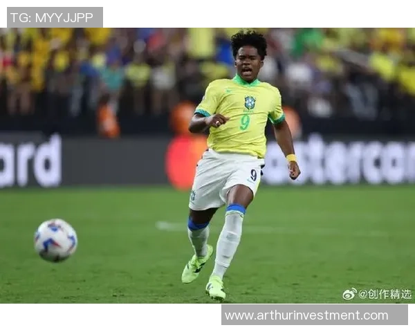 巴西队与巴拉圭的激战回顾：精彩瞬间与战术分析